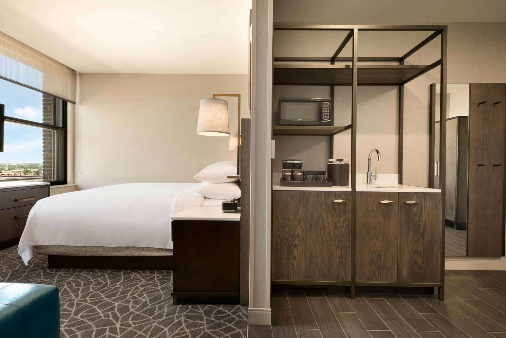Embassy Suites By Hilton Minneapolis Downtown Hotel Екстер'єр фото