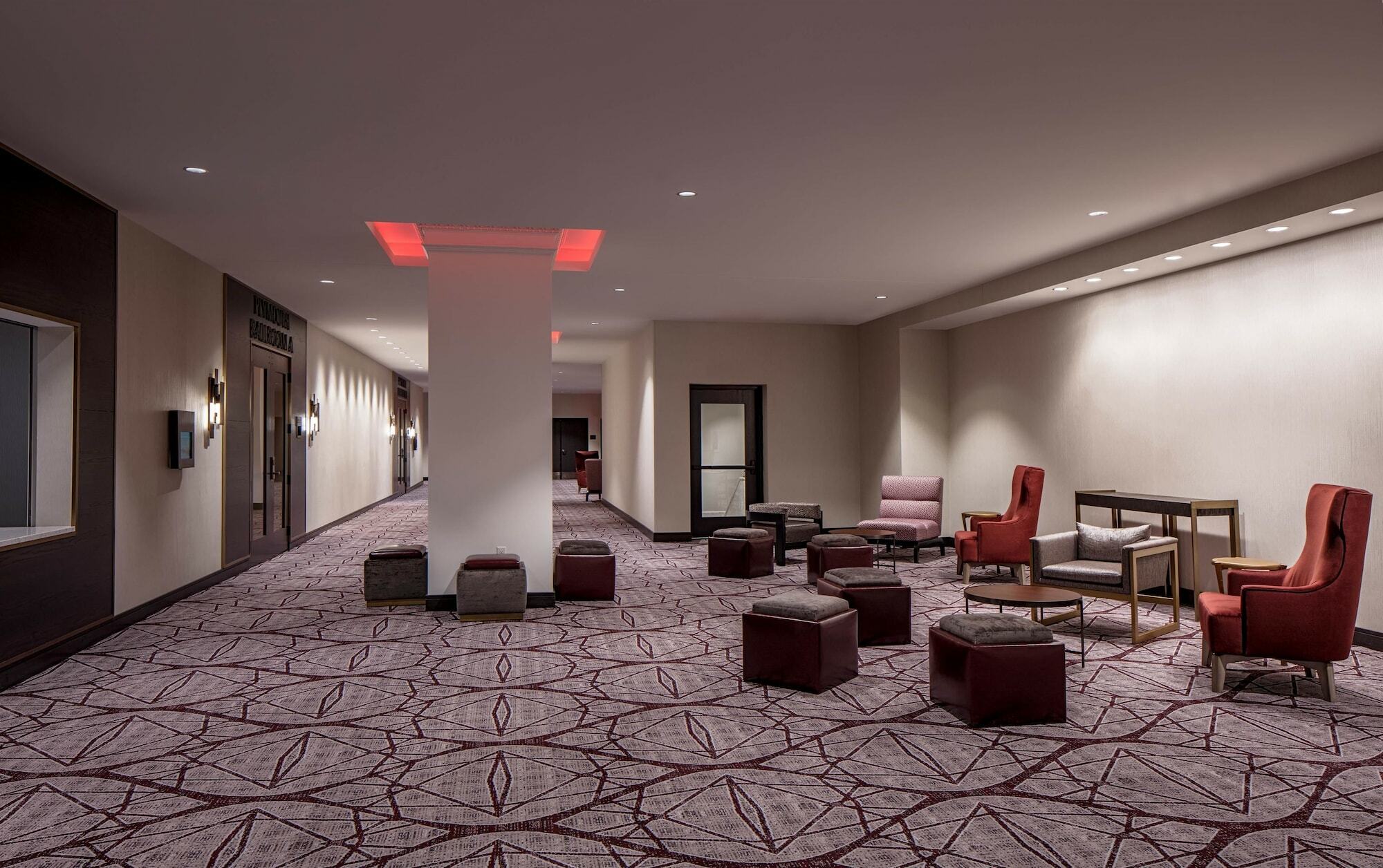 Embassy Suites By Hilton Minneapolis Downtown Hotel Екстер'єр фото
